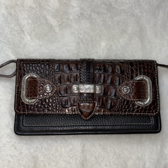 Brighton Leather Embossed Crocodile Wallet Crossbody Shoulder Bag 4" x 7.5" - Picture 9 of 17